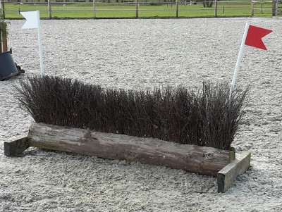 eventing-hindernissen lage bezembak