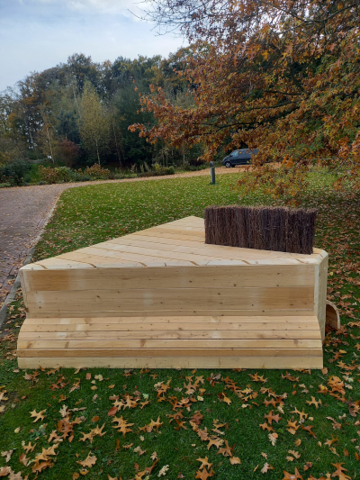 eventing-hindernissen punt met deel bezem